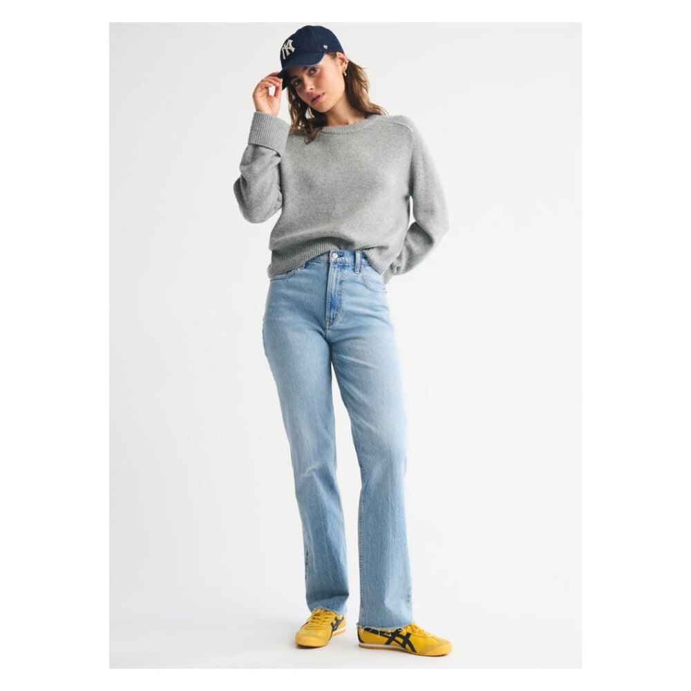 Abercrombie 90s Straight Ultra High Rise